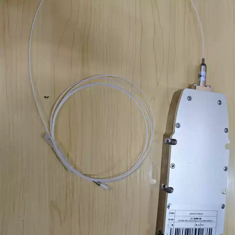 Industrial Laser Uses - Meriam Laser Daya Tinggi 500W dengan